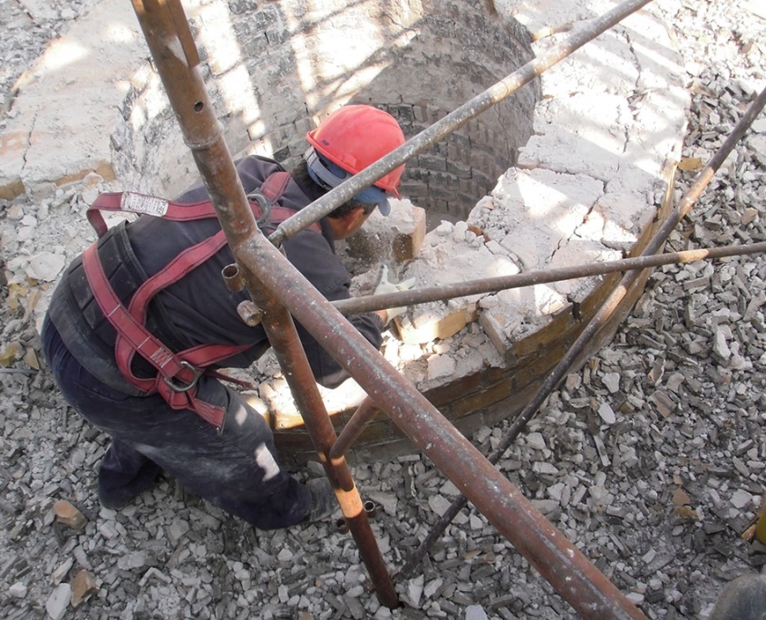 Rušenje industrijskih objekata